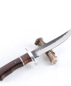 Alternative view of HUNTING KNIFE